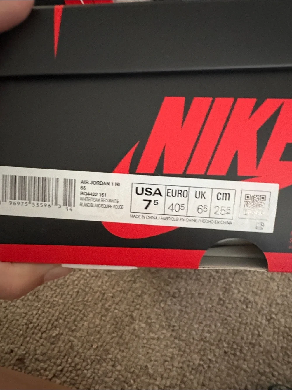 Air Jordan 1 HI Men’s 7.5 white and red